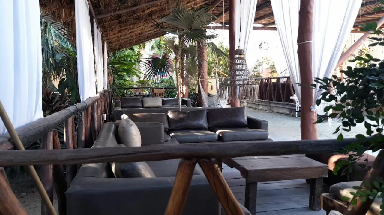 Sunset Bungalows Hotel Tulum